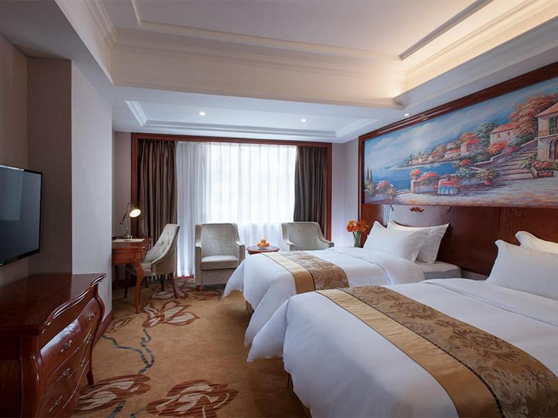 Vienna International Hotel Shaoguan Fengcailou Экстерьер фото